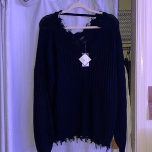 *NWT!!* Women’s Black Frayed Sweater